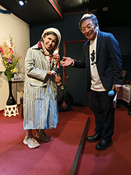 カラオケサロン　あおぞら