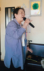 カラオケ喫茶　楽園